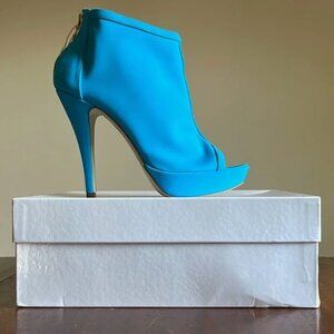 NWT - La Fille Des Fleurs peacock ankle bootie - made in Italy - EU 39 / US 9